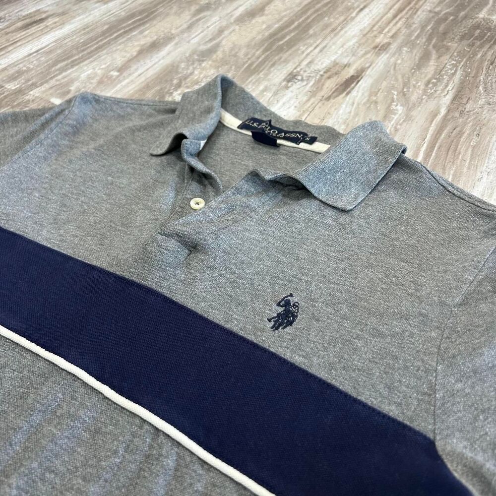 U.S. Polo Assn. Men's y2k preppy classic gray polo shirt w/ stripe